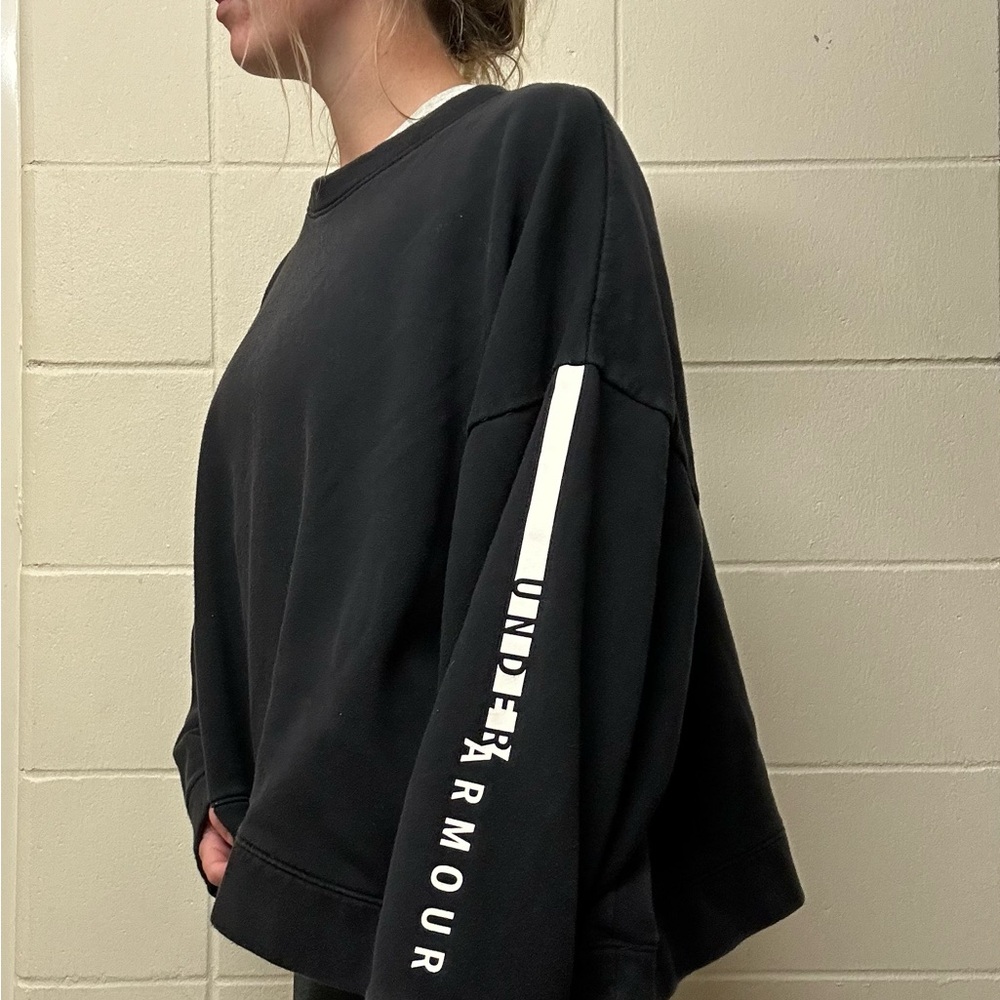 Under Armour womens crewneck